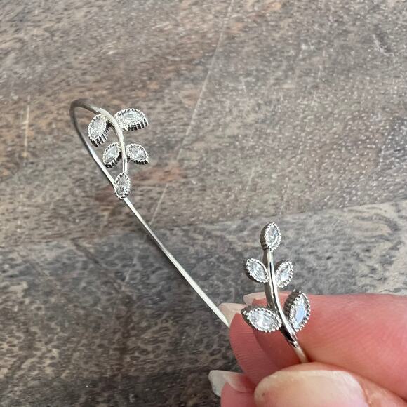 Thin elegant silver tone rhinestone studded leaf design cuff bracelet - Picture 4 of 4